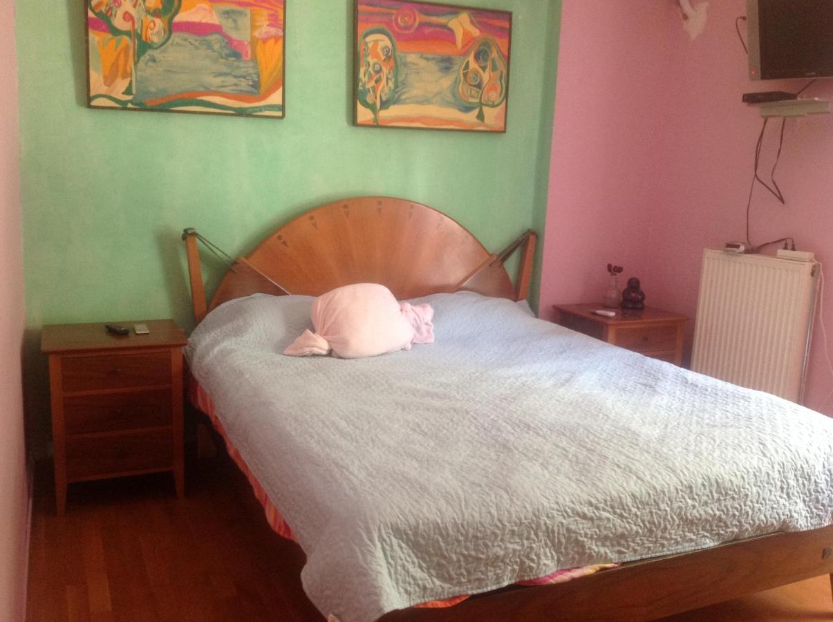 With Barbecue 1 Km Apartment Athen